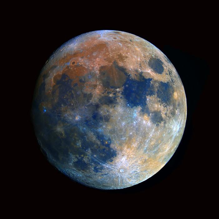 ‘La forma della Luna - Italo Calvino e l’osservazione del cielo’, serata di divulgazione letteraria e scientifica al Planetario