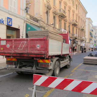 Sanremo: lavori nel terzo tratto di via Matteotti, Zoccarato &quot;Non verrà messo marmo rosa!&quot;