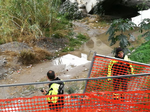 Ventimiglia: sospese alle 16.45 le ricerche del migrante disperso, per ora nessuna traccia del corpo (Foto e Video)