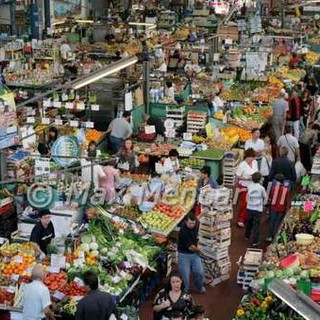 Sanremo: orario allungato per lo svolgimento del mercato bisettimanale di piazza Eroi