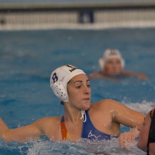 Pallanuoto femminile: nel campionato di serie A1, netta vittoria della Mediterranea contro il Firenze. Video Intervista a Elisa Casanova