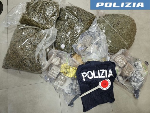 Ventimiglia, in macchina con oltre 20 chili di droga: 30enne lombardo arrestato alla barriera autostradale