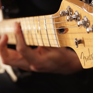 Classica, acustica o elettrica? Come scegliere la giusta chitarra