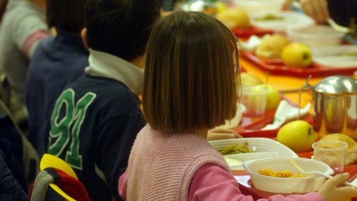 Mense scolastiche a peso d’oro, Imperia è la seconda in Liguria