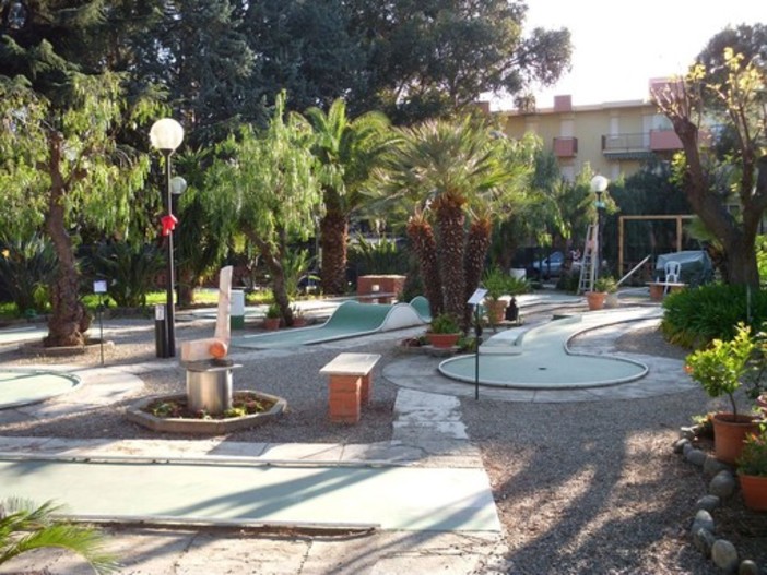 Domenica 5 Agosto al Minigolf di Arma di Taggia si terrà una gara per amatori