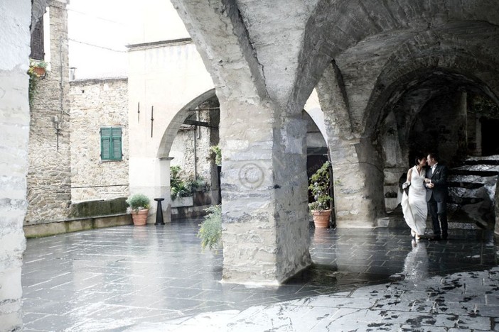 Da Montalto a Finalborgo per una manifestazione dedicata ai matrimoni