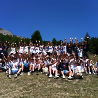 Sanremo: 47 atleti della scuola Mazzucchelli NLP al campus volley a Sestrière