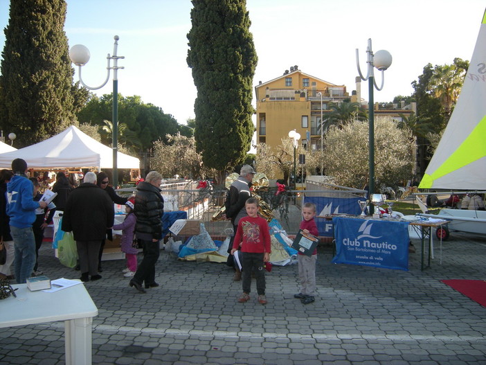 San Bartolomeo al Mare: torna il tradizionale Mercatino di Natale, appuntamento il 7 e l'8 dicembre