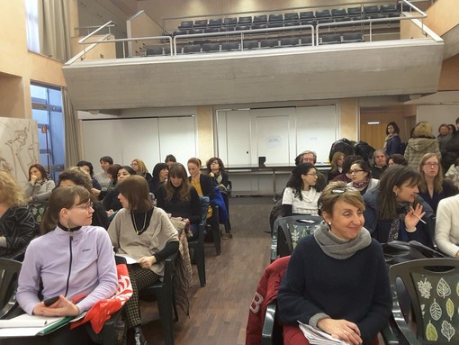 Diano Marina: successo per l’incontro “ Musicoterapia per l’infanzia e l’adolescenza – l’ascolto dell’altro in un contesto sonoro musicale”