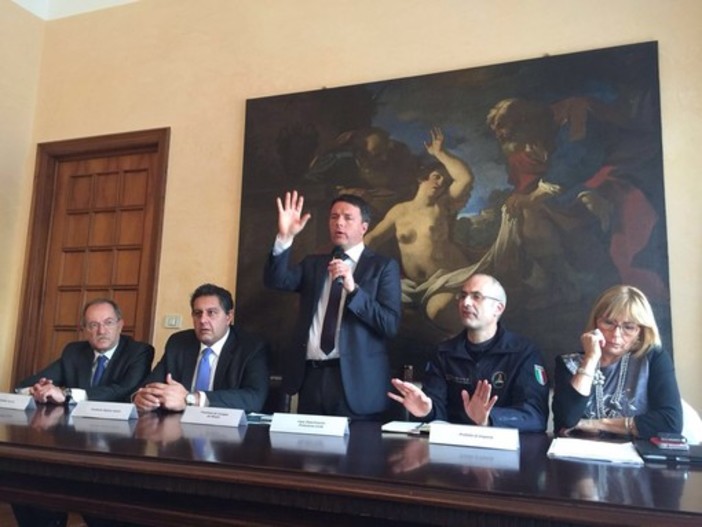 Matteo Renzi a incontra i sindaci delle zone alluvionate nelle province di Imperia e Savona. &quot;Lavoriamo perché sulla somma urgenza ci sia il 100%&quot;