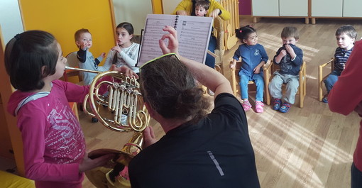 Sanremo: ‘Momenti musicali’ al nido d’infanzia comunale ‘Arcobaleno’ (foto e video)