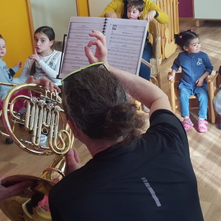 Sanremo: ‘Momenti musicali’ al nido d’infanzia comunale ‘Arcobaleno’ (foto e video)