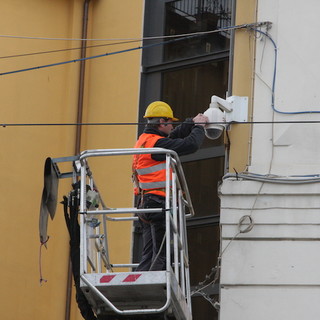 Sanremo: 5 impianti di telecamere ripristinati nelle zone delle discariche abusive, 'occhio elettronico' sui 'furbetti' dell'immondizia