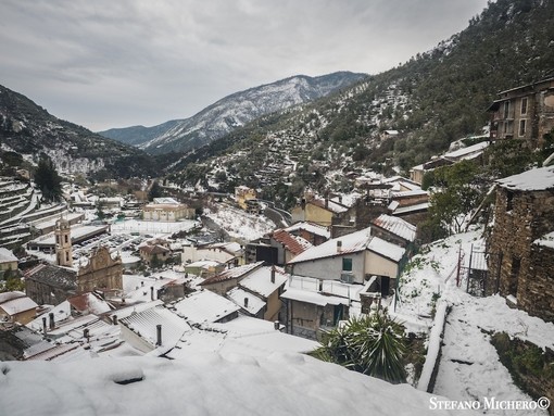 Valle Argentina completamente imbiancata dalla neve: le FOTO ed il VIDEOSERVIZIO dai paesi dell'entroterra