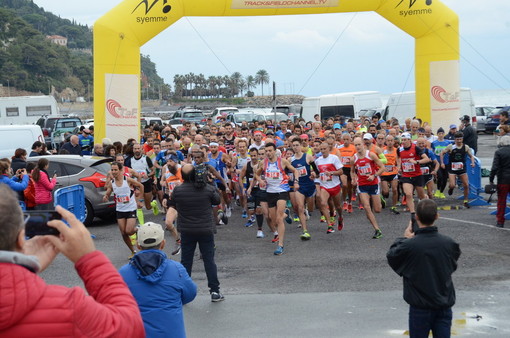 Gara amatoriale 'OliOliva Run' a Imperia