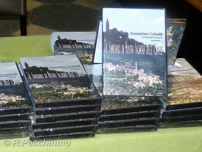 Tanti imperiesi alla presentazione del primo DVD che racconta la storia e gli affreschi del Santuario di Montegrazie