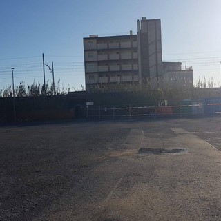 Vallecrosia, cantiere nel parcheggio 'Goso': aumentano i posti auto per il periodo delle feste (Foto)