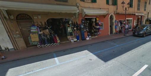 Ventimiglia, Confesercenti: &quot;Troppi pochi parcheggi gratis, così non si aiutano i commercianti&quot;