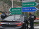 Ventimiglia, la polizia di frontiera arresta un passeur indiano che trasportava quattro clandestini (foto)