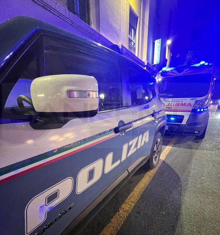 Ventimiglia, dà in escandescenze in centro: fermato dalle forze dell'ordine