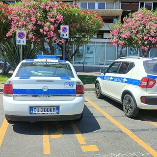 Polizia locale di Diano Marina, arriva l'etilometro: in programma controlli mirati