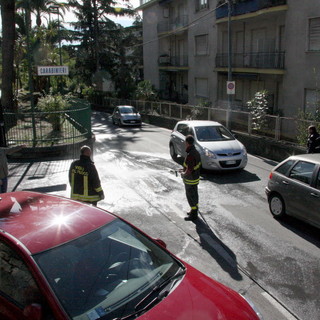 Sanremo: macchia di gasolio in corso Inglesi, solo qualche rallentamento