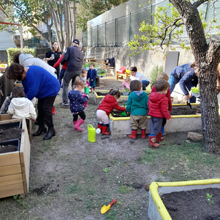 Sanremo: al nido Raggio di Sole il progetto Outdoor, nonni e bimbi insieme alla scoperta della natura