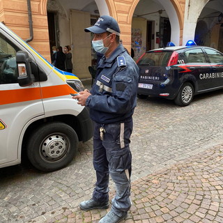 Camporosso: Polizia Locale e vice Sindaco per il principio d'incendio in un'abitazione di Piazza Garibaldi (Foto)