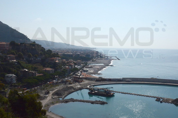 Ventimiglia: il sindaco Enrico Ioculano informa la cittadinanza e il Consiglio sullo stato della pratica del porto