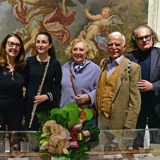 Sanremo: grande partecipazione per la presentazione del libro “Sempre ti vedo” di Paolo Angeletti con acquarelli di Alberto Pulinetti (Foto)