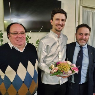 Il direttore di Imperia Luciano Vazzano con lo chef Paolo Griffa e l'Assessore Regionale Piana nella serata del Piatto del Festival