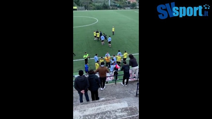 Calcio. Squalifica fino al giugno 2025 per Fabio Papalia dopo il pugno all'arbitro durante Nuova Sanstevese - Real Santo Stefano