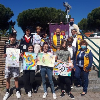 Ben 630 studenti hanno partecipato al concorso un 'Poster per la pace' con il Lions Club Ventimiglia