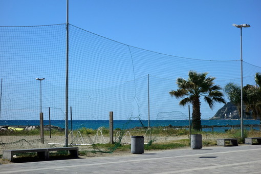 San Bartolomeo al Mare: l'ex sindaco Rosanna Brun chiede la realizzazione del progetto 'Piazza sul mare'