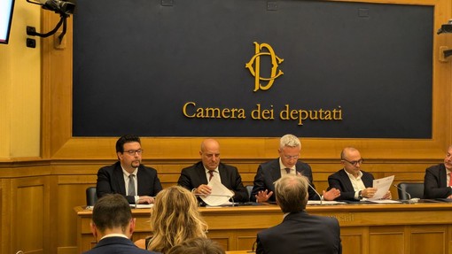 Presentata dal senatore Berrino la proposta di legge sul turismo motoristico per accrescere la promozione degli eventi (Foto e Video)