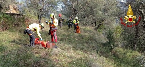 Ventimiglia, cacciatore 80enne scivola durante una battuta di caccia: soccorso e trasportato in ospedale