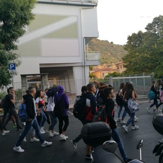 A distanza ma presenti: il Liceo Aprosio di Ventimiglia si rivolge alle famiglie di alunni e alunne di terza media