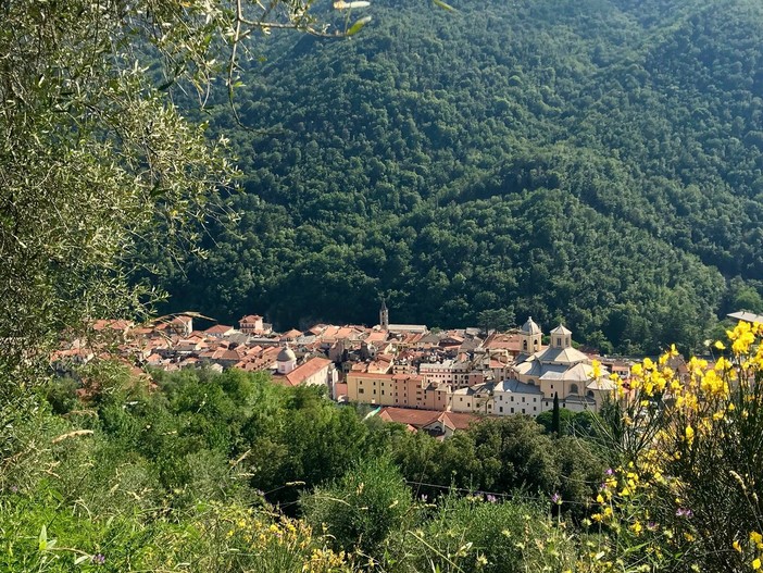 Pieve di Teco, contributi a fondo perduto alle aziende del territorio. Alessandri: &quot;Il Comune è al loro fianco&quot;