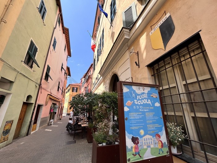 Ultimo giorno per &quot;Fuori Scuola&quot; a Riva Ligure: due mostre e un incontro chiudono la manifestazione