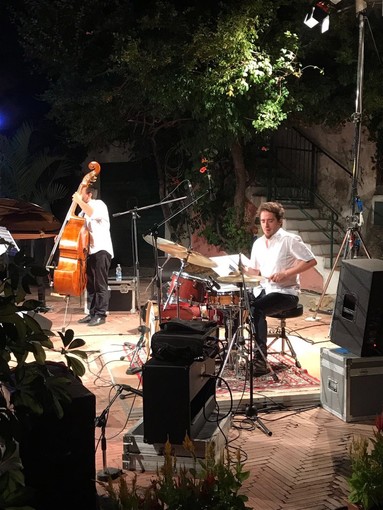 San Bartolomeo al Mare: al 'Rovere Jazz' grande successo per Dario Chiazzolino