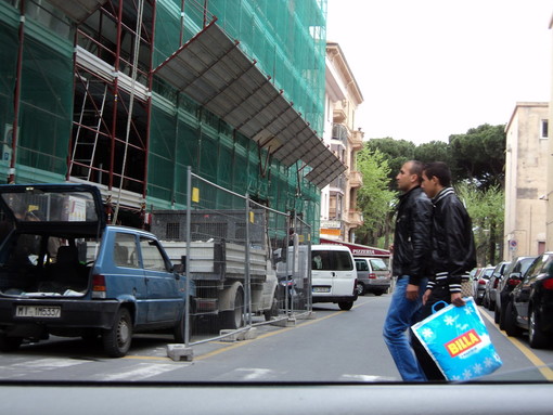 Ventimiglia: con l'emergenza immigrati, cresce l'acquisto di birra