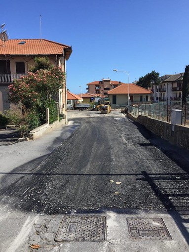 Riva Ligure: partiti i lavori di restyling della passeggiata mare e del piano asfalti