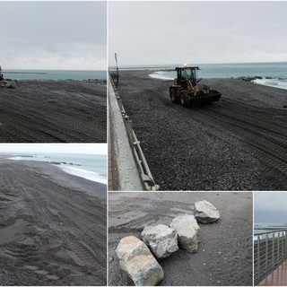 Ventimiglia, prevista mareggiata: ruspe al lavoro per difendere la passeggiata a sbalzo (Foto e video)