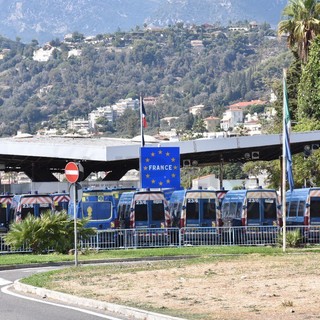 Migranti in arrivo a Ventimiglia: il timore è di arrivare ai numeri di 8 anni fa - Reportage