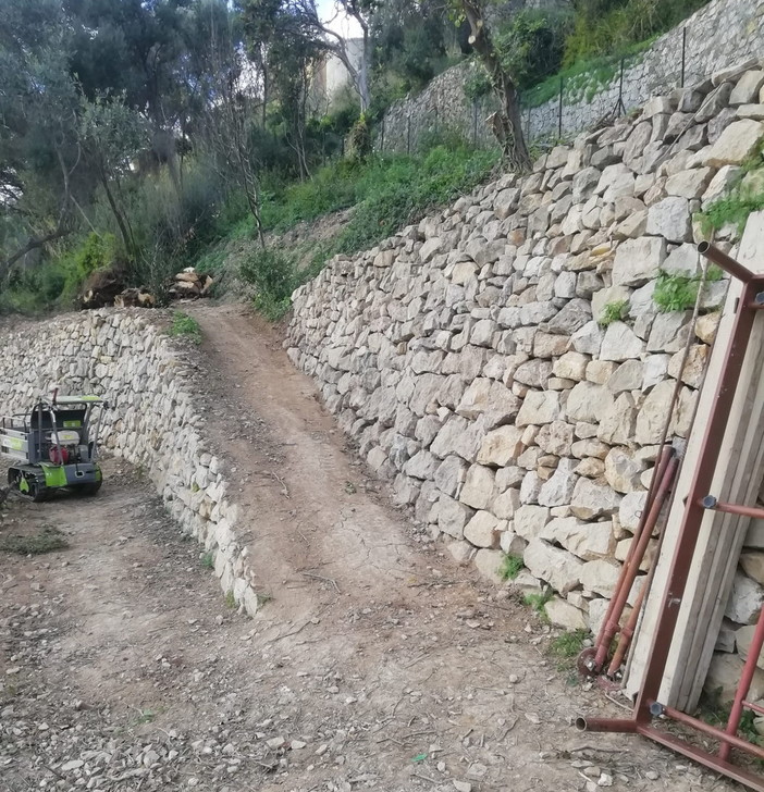 Ventimiglia: a primavera ritorna il corso di costruzione di muri a secco dell’Associazione Terre di Grimaldi