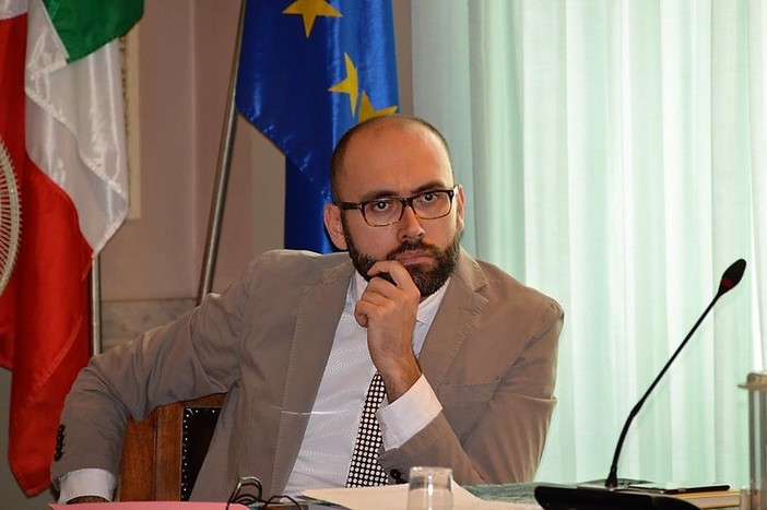 Stop ai Tir sulla 28, il presidente della Provincia di Cuneo Robaldo: &quot;Una decisione che impatta sull'economia di un'intera area del Paese&quot;