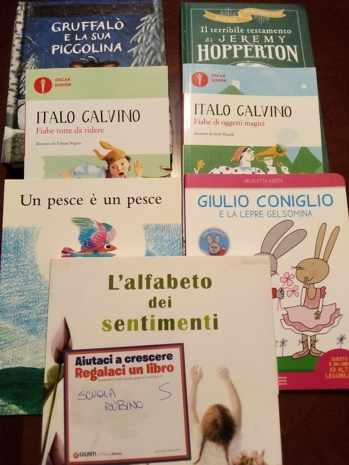 Sanremo: consegnati i libri del Progetto 'Aiutaci a crescere. Regalaci un libro!' agli Istituti Comprensivi della città