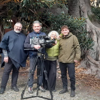 Bordighera: la troupe di Rai Geo al Museo Bicknell con il ‘cercatore di alberi’ Tiziano Fratus