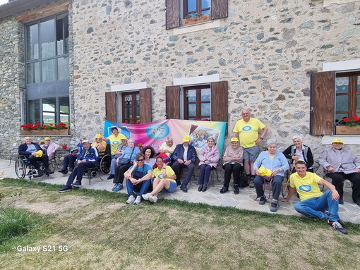 Vallecrosia: 14 ospiti della RSA Casa Rachele al Rifugio Alpino Mondovì - Havis De Giorgio in provincia di Cuneo (foto)
