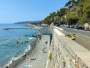 Imperia, accusa malore in spiaggia: trasportato al Pronto Soccorso in codice rosso